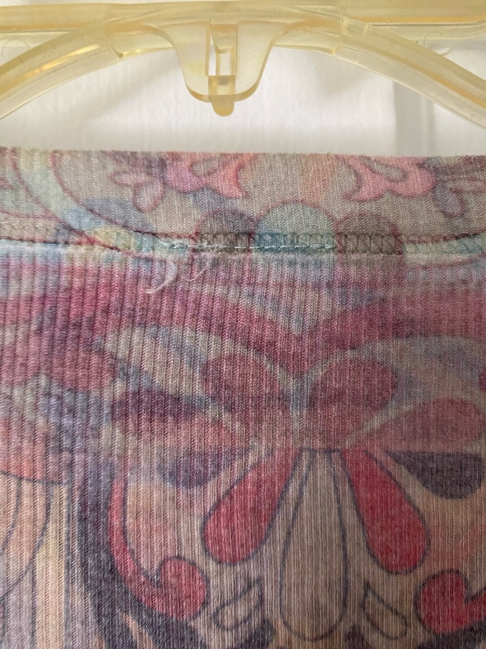 Y2K Women's Long-Sleeve V-Neck Printed Top in Multi-Color - Picture 3 of 4